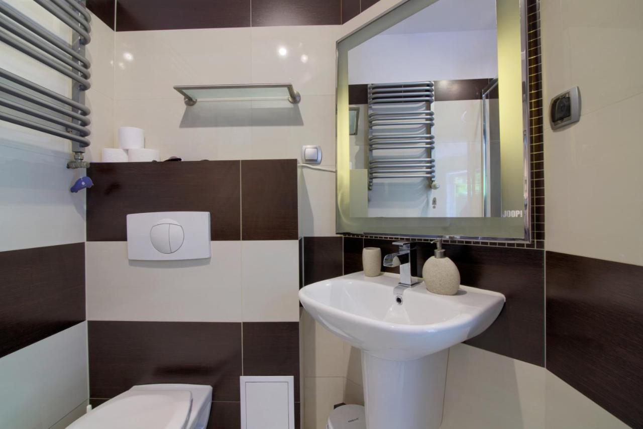 Apartament Bursztyn 2 Apartment ชวีโนวิชแจ ภายนอก รูปภาพ